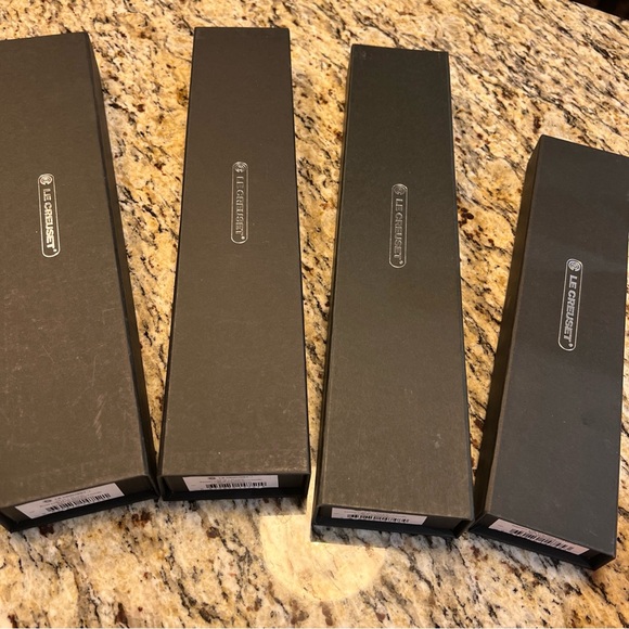 Set of 4 Le Creuset knives - New - Picture 1 of 11